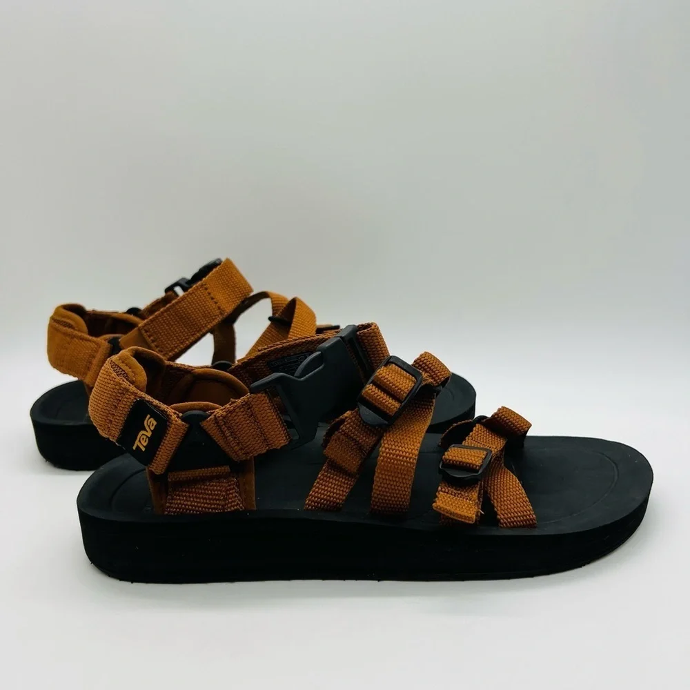 Teva Alp Premier Sandals Men’s Size 9 Carmel Color